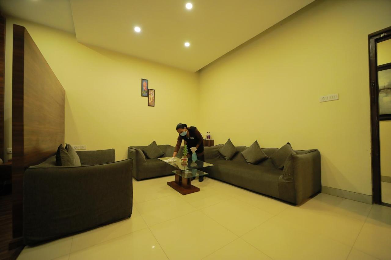 Vijaya Tej Clarks Inn Patna  Ngoại thất bức ảnh