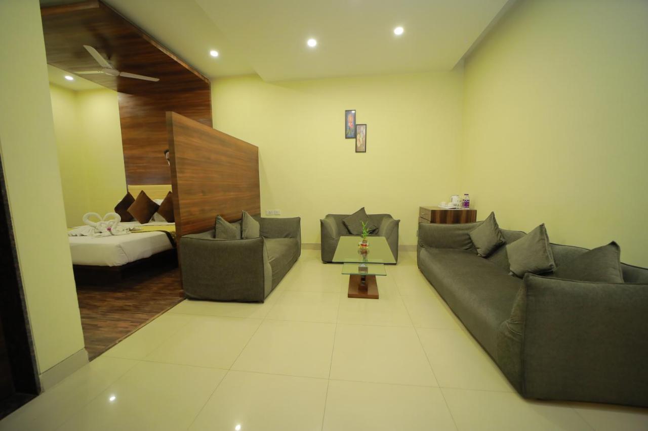 Vijaya Tej Clarks Inn Patna  Ngoại thất bức ảnh
