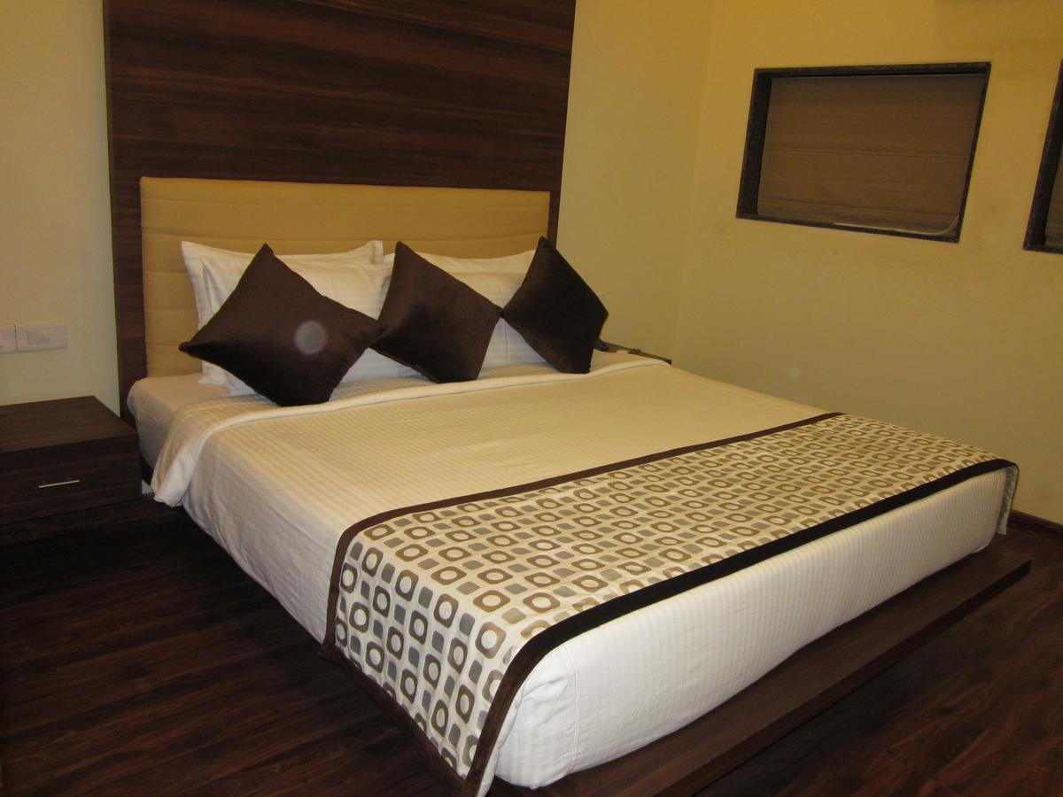 Vijaya Tej Clarks Inn Patna  Ngoại thất bức ảnh