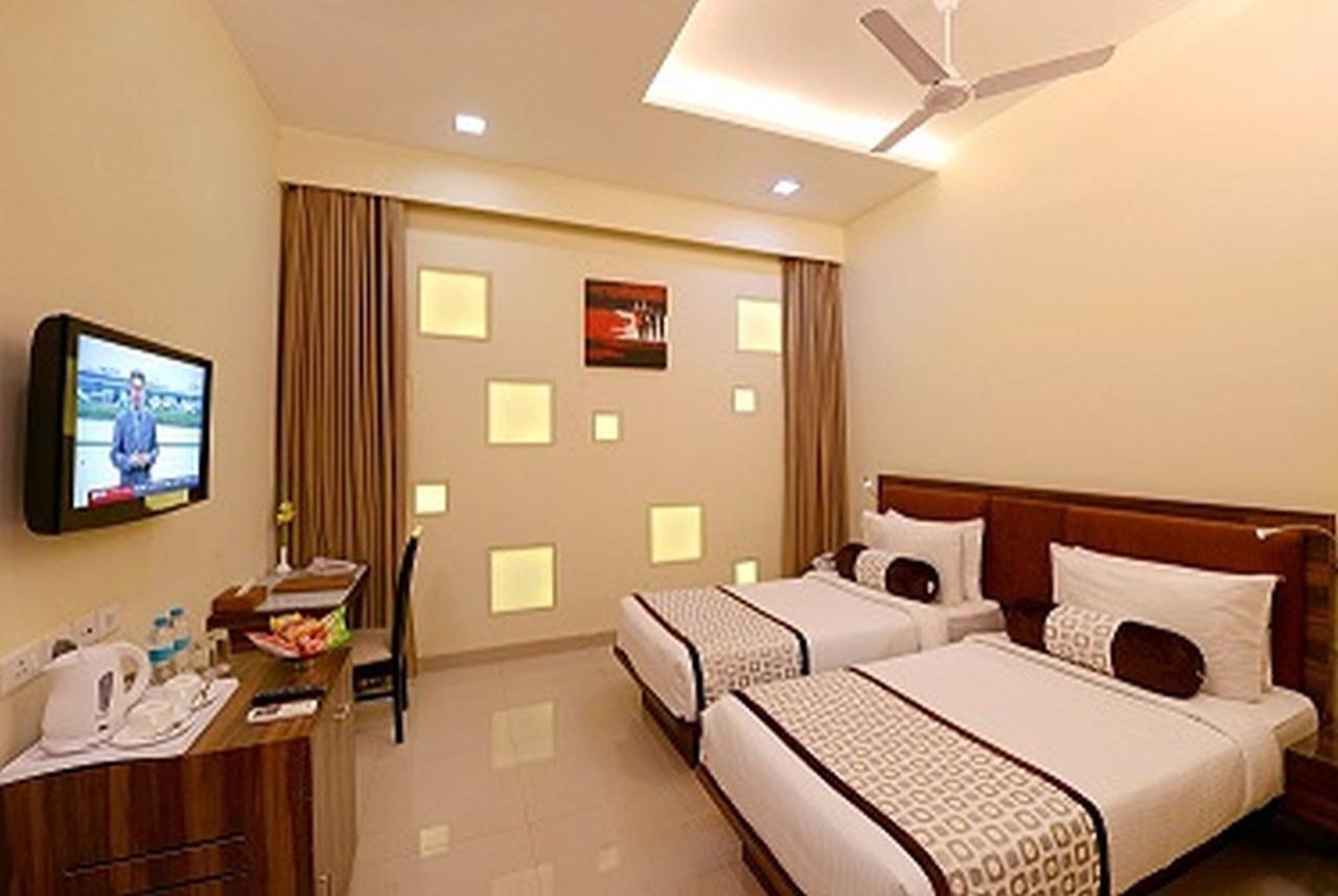 Vijaya Tej Clarks Inn Patna  Ngoại thất bức ảnh